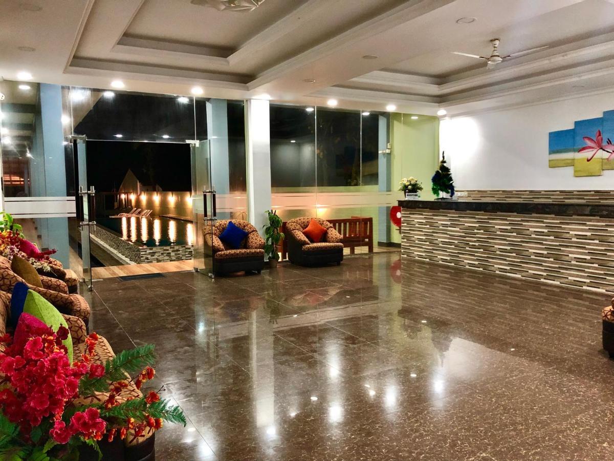 Serenade Beach Hotel Hikkaduwa Exterior photo