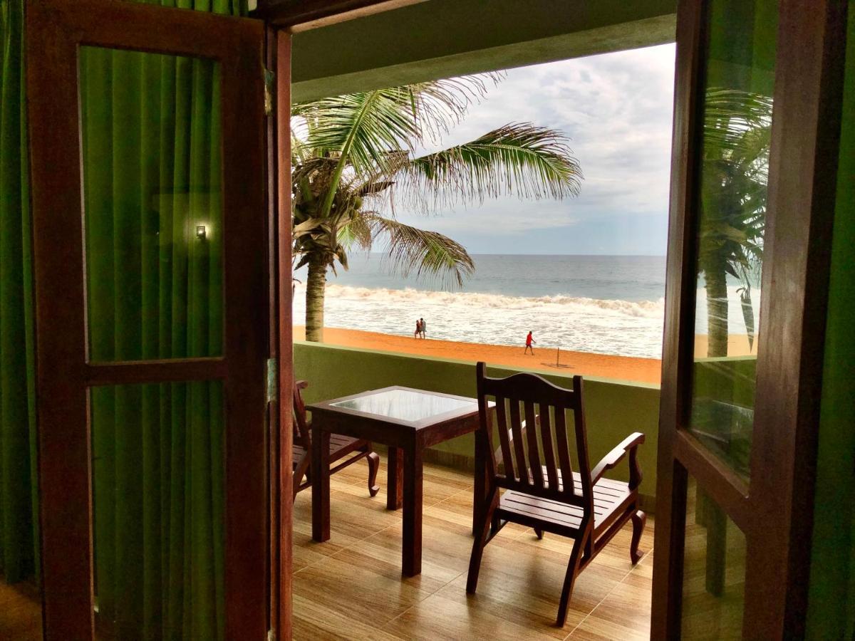 Serenade Beach Hotel Hikkaduwa Exterior photo